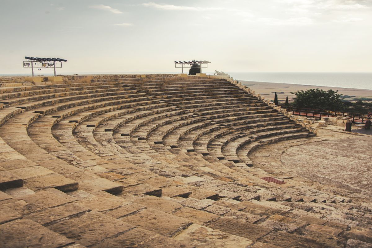 greek-theatre
